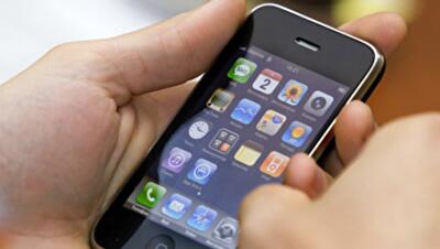 Как узнать, кто шпионит за вами по телефону