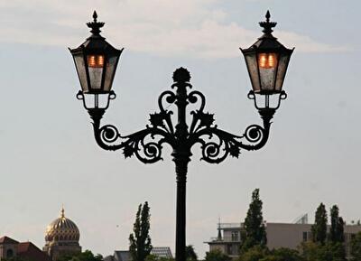 Кто отвечает за исправность киевских фонарей и куда обращаться в случае поломки