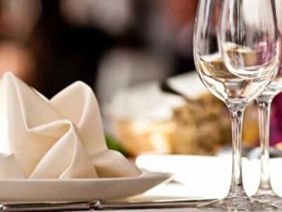 Украинцы начали возвращаться в рестораны