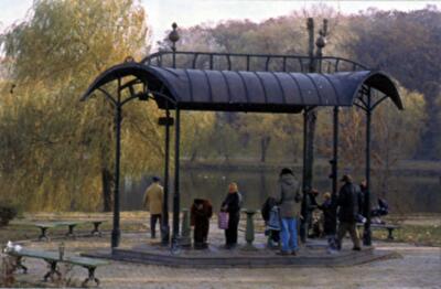 Как правильно набирать воду в бюветах, чтобы она была безопасной