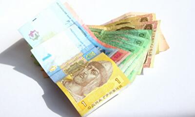 Заглядывая в будущее: кто из украинцев будет зарабатывать больше всех в конце 2015 года