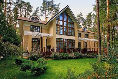 Богатые тоже плачут: почему бизнесмены не могут продать свое жилье на Рублевке