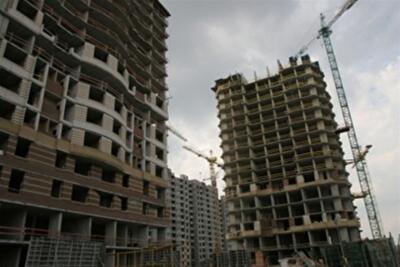 Вместо двух этажей – шестнадцать: сколько в Киеве проблемных строек