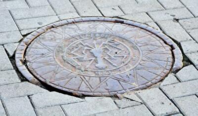 Куда обращаться в случае отсутствия крышки канализационного люка