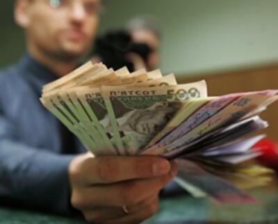 Гривна возвращается в банки