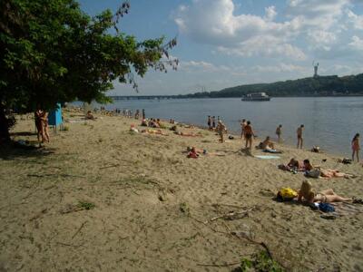 В каких водоемах Киева можно купаться