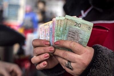 Украинцам должны 1,5 миллиарда