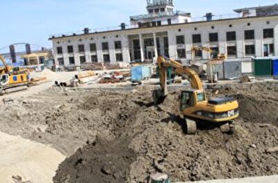 Скандал на Почтовой: улочку из ХI века засыпали землей. Фото