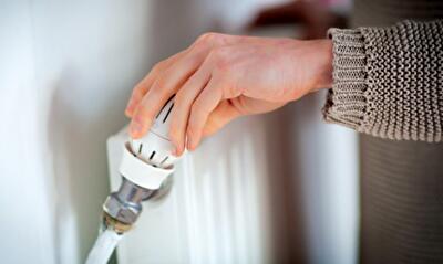 В Киеве продлили отопительный сезон, в квартирах потеплеет