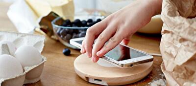 Новинки: мебель Ikea, которая заряжает смартфоны