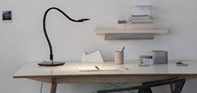 Необычный светильник-змея 