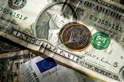 Курс евро резко упал к доллару: как это повлияет на Украину