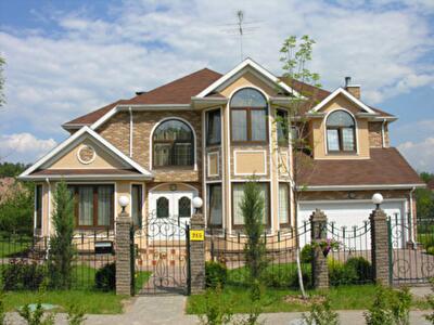 Тернополян просять фотографувати будинки чиновників. Грант – 2000 гривень