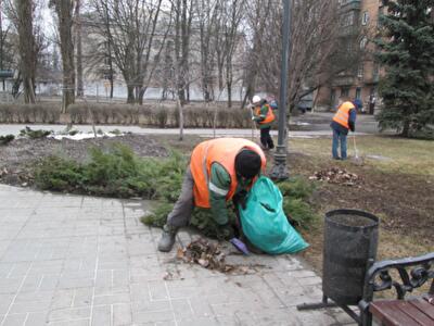 На улицы Святошино вышли санитарные патрули