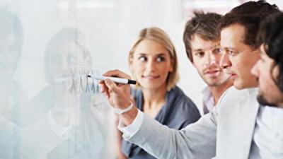 Кто останется на плаву: Обзор рынка труда по отраслям 