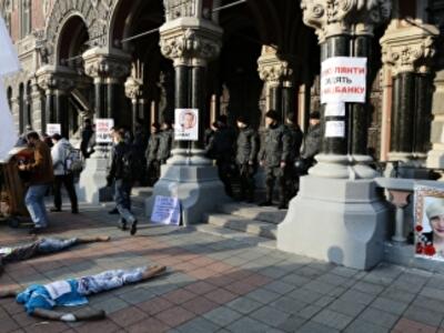 Девальвация гривны заморозила выплаты по рассрочкам 