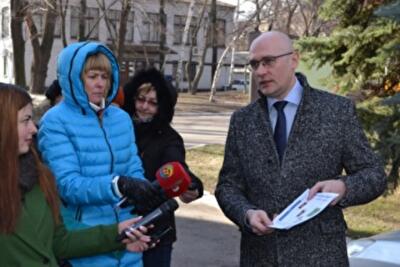 В Днепропетровске презентовали мобильную лабораторию по энергоаудиту. Фото