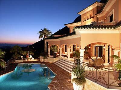 Чем рискуют украинцы, покупающие недвижимость за границей