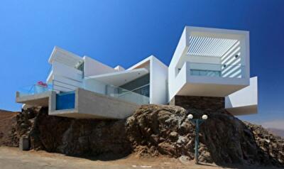 Дом в Перу с панорамным видом на океан