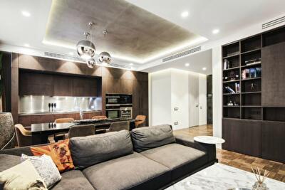 Небольшая квартира: тактильный минимализм в Киеве