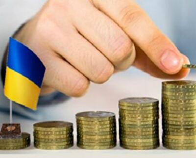 Почему Украина спешит отдать долги