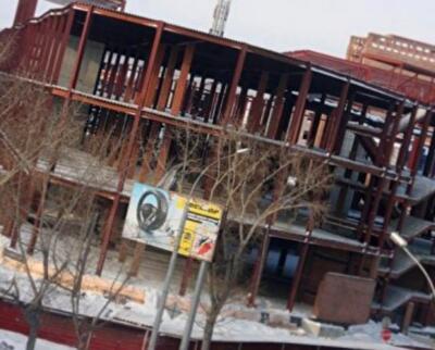 Во что превратятся лишние торговые центры