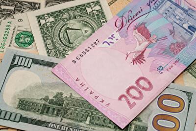 Цена вопроса: почему сдерживали курс гривны