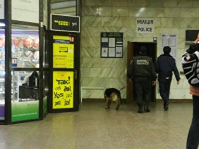 Из киевских бомбоубежищ выселят бары и магазины 