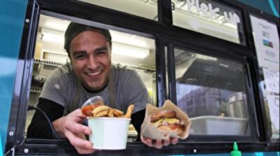 МАФы с человеческим лицом. Уличная еда Киева