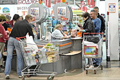 2015-й принесет снижение зарплат и безработицу