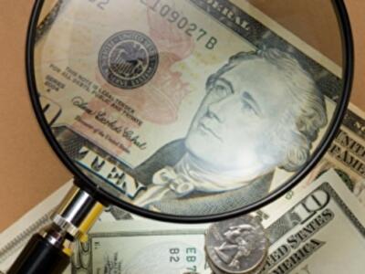 Долларовые кредиты украинцев предложат перевести в гривну по курсу 7,99 