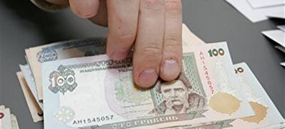 Кабмин предлагает повысить минимальную зарплату до 1 378 гривен