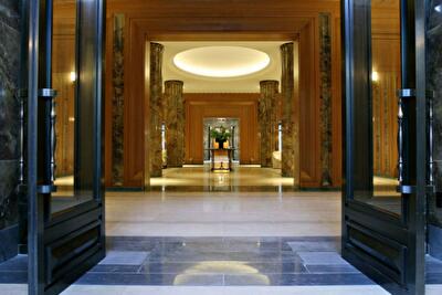 Состоятельные россияне прячут деньги в зарубежной недвижимости