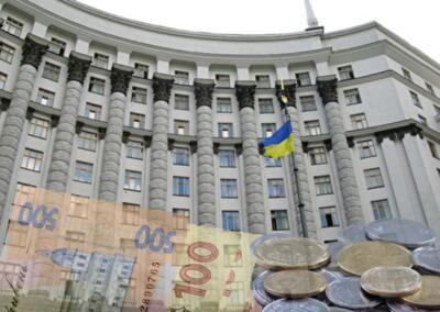 Яценюк перевел страну на 42 гривни в день 