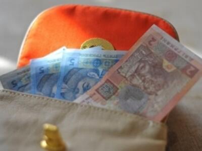 Украинцев активнее нанимают на пониженные зарплаты