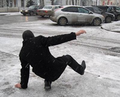 Подогреть, посолить, подсластить – как бороться с гололедом?