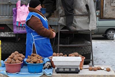 Прогноз цен на декабрь: продукты подорожают, бензин подешевеет