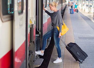 Бегство от себя к себе