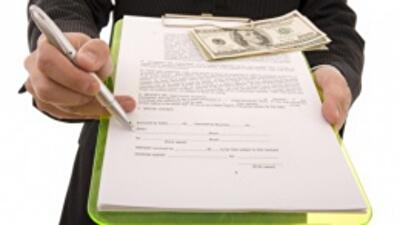 Украинцы перешли от продажи квартир к их дарению

