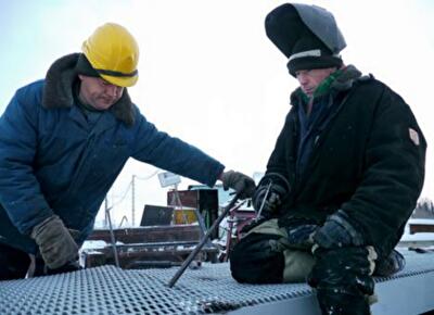 Трудно быть армией труда