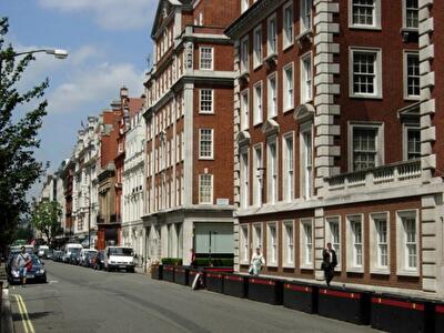 Новым трендом Лондона стало элитное жилье в самых неожиданных местах