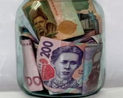 Доходы украинцев упали на 30% 