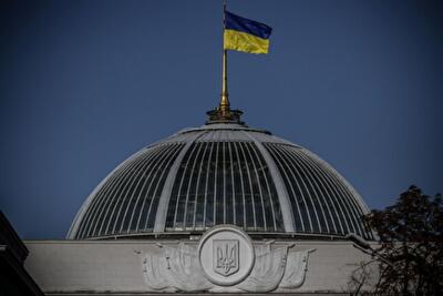 Новая Рада: половина новичков и 9 депутатов без высшего образования