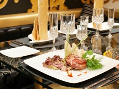 Украинцев скидками вернули в рестораны