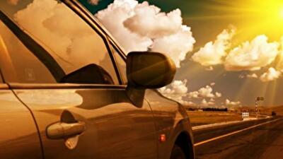 Авторынок обвалился: Как выживает бизнес в кризис 