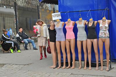 Что еще можно купить по старому курсу доллара?