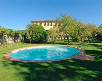 Российские олигархи покупают старинные виллы в итальянском городке Лукка