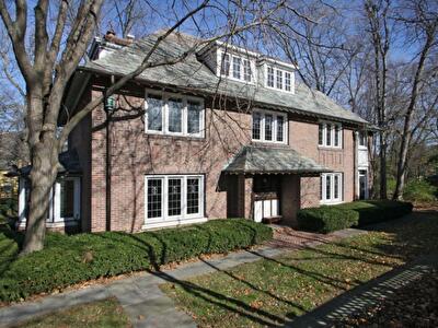 Дом детства Курта Воннегута ищет нового владельца. Фото