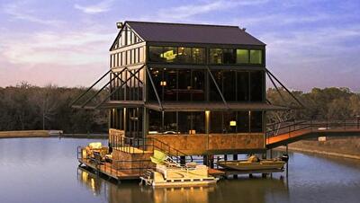 В США продается плавучий дом. Фото