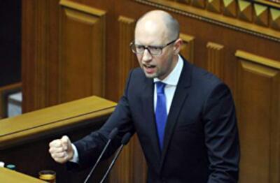 Почему парламент провалил азаровскую реформу Яценюка